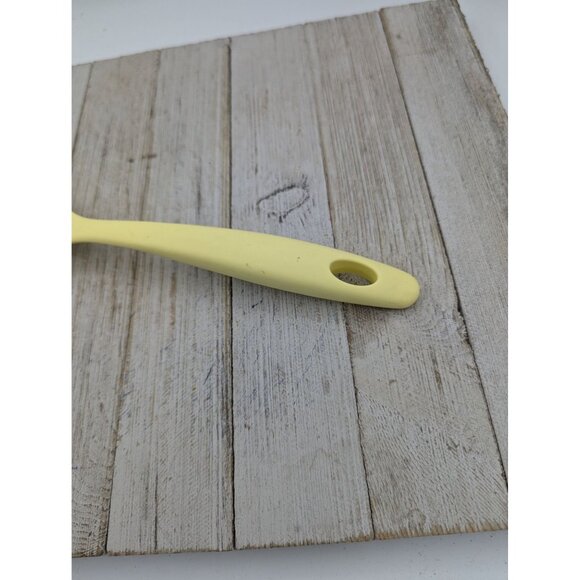 Unbranded Yellow Silicone Solid Spoon 11" - Picture 3 of 6